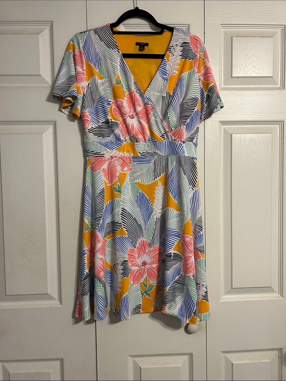 Ann Taylor Mustard Blue Green Tropical Leaf Wrap V-Neck Dress Medium Petite